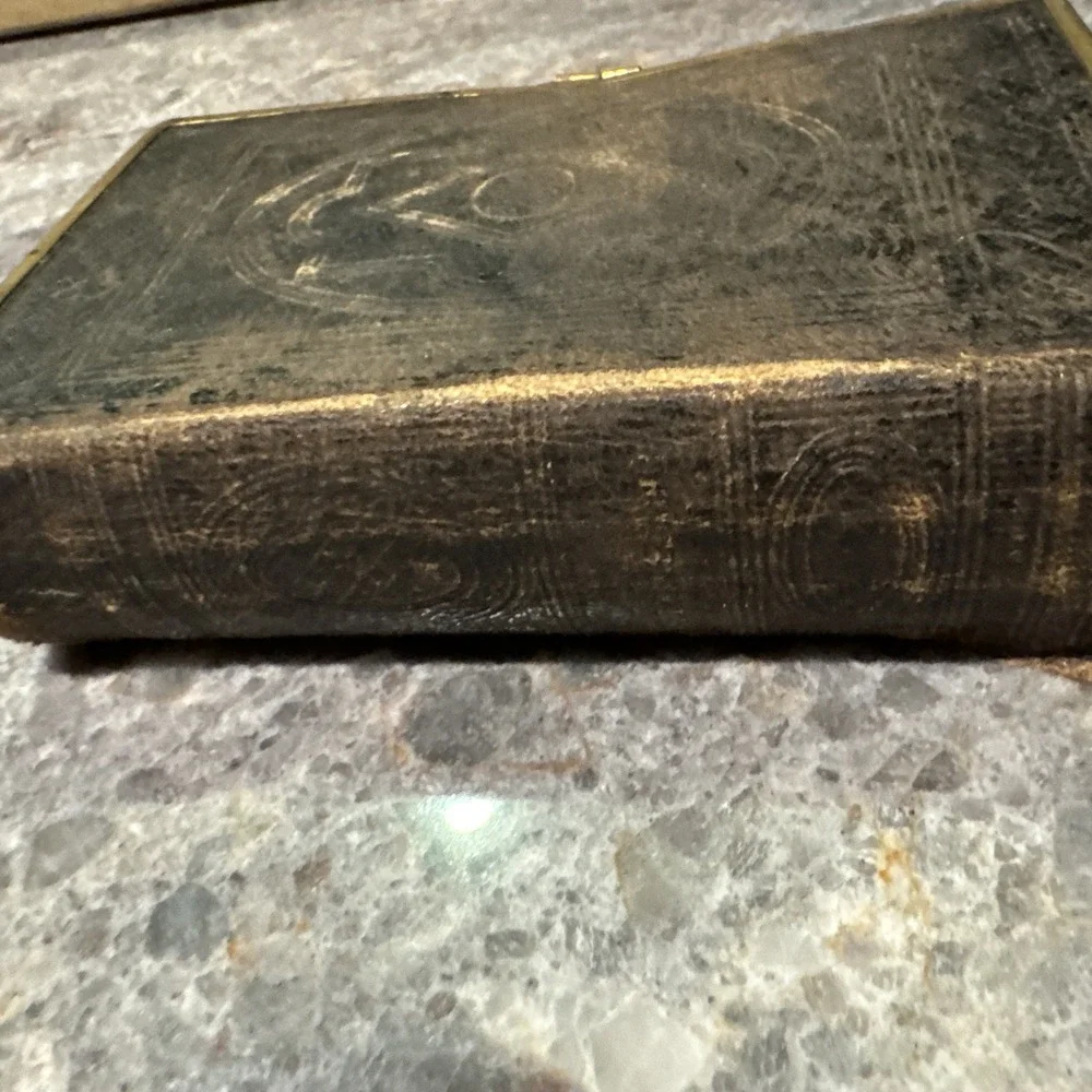 Antique 1865 Glasgow  Bible Book With Clasp Beautiful And rare
